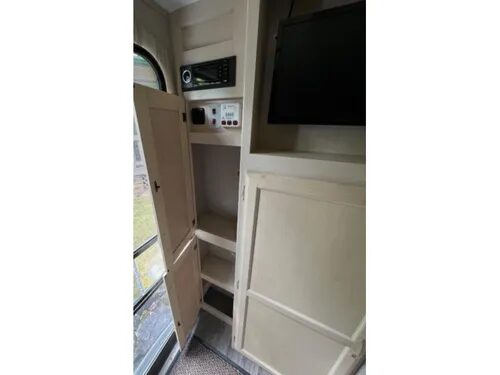 Gallery image 16